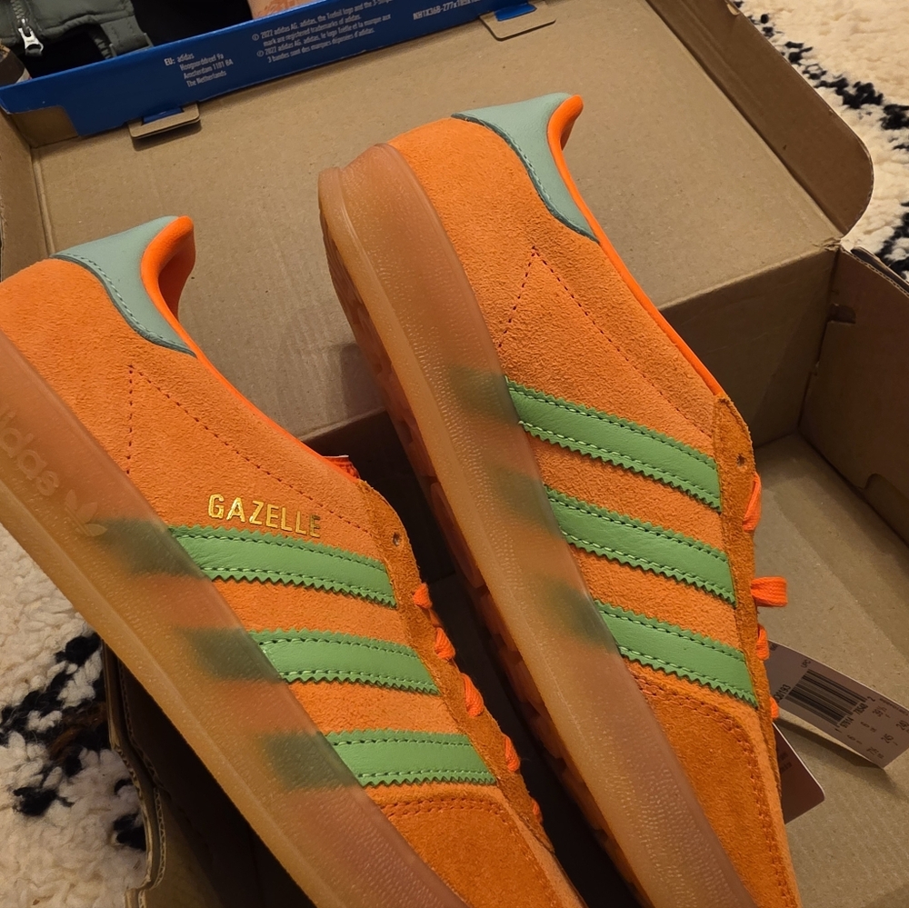 Adidas Gazelle Indoor Orange with Green Stripes - Picture 3 of 5